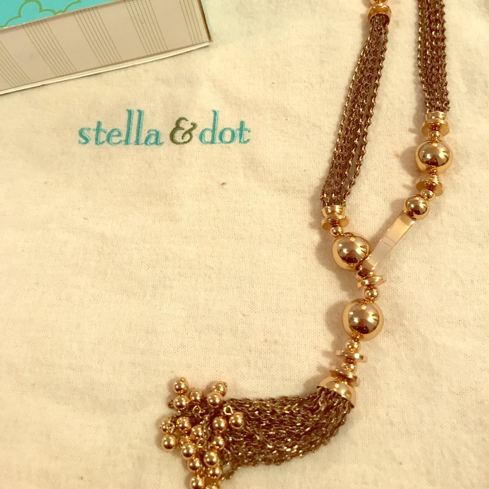 Stella and Dot Bianca Tassel Necklace